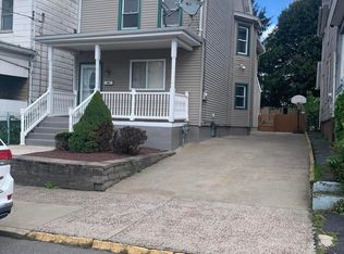 611 N Locust St, Hazleton, PA 18201