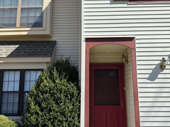 116 Wyndham Pl, Robbinsville, NJ 08691