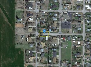 325 S Marion Ave, Hinton, OK 73047
