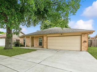 2425 Tattersall Dr, Harvey, LA 70058