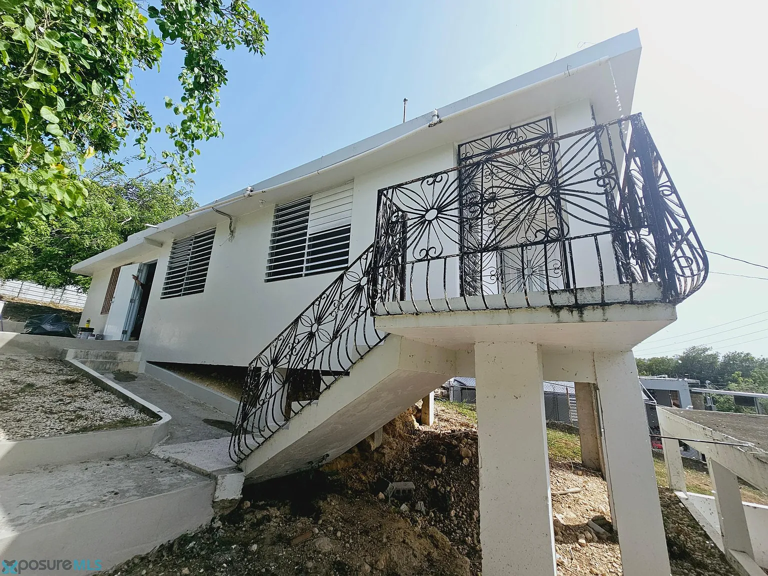 3 bed, 1.0 bath, $850 — Photo 3