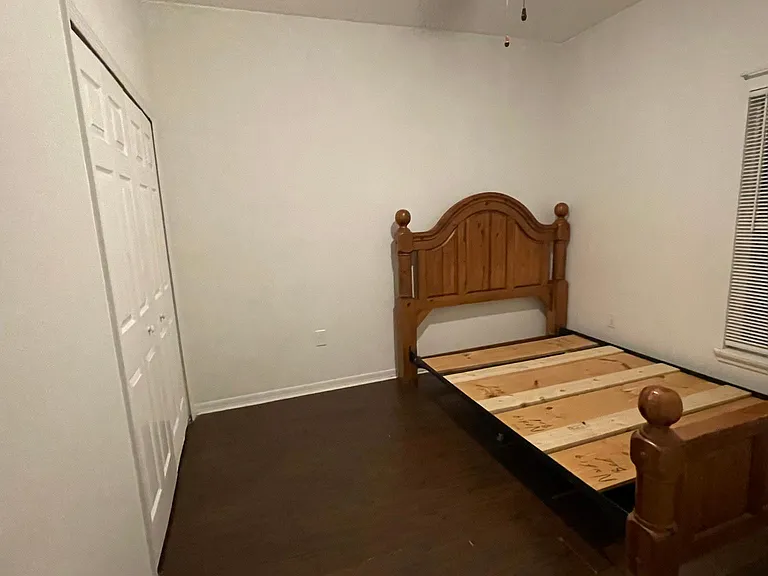 1642 Stanley Ave — Photo 11