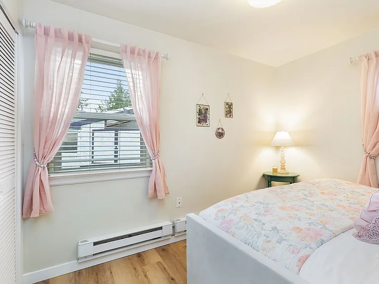 10403 Dekoven Dr SW — Photo 16