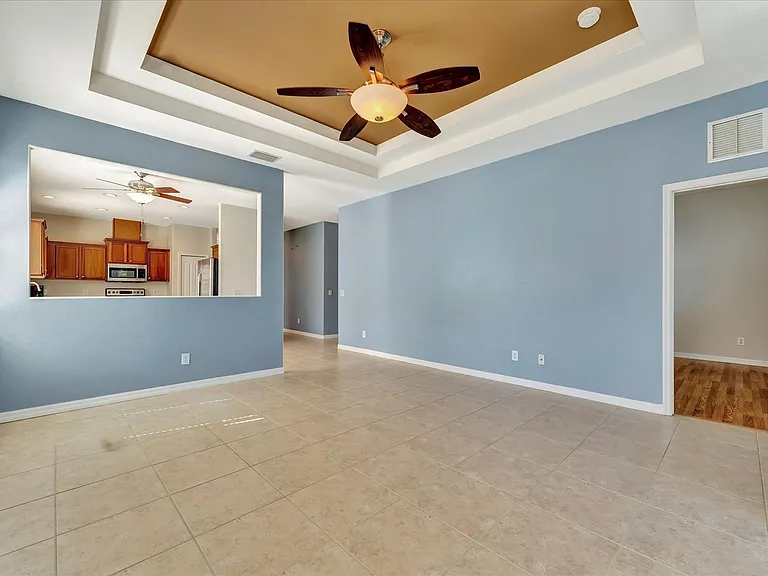 2159 Chenille Ct — Photo 16