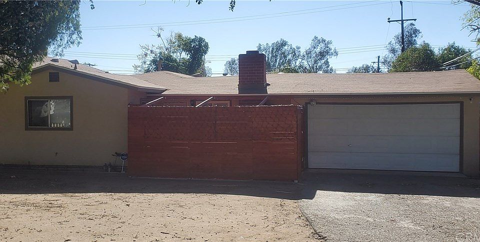 1st image of 25829 E 26th St