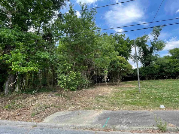 182 Seay St, Spartanburg, SC 29306