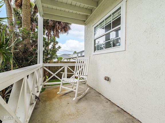 5th image of 105 ARRICOLA Avenue #A