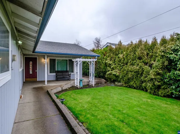 760 Clay St E, Monmouth, OR 97361