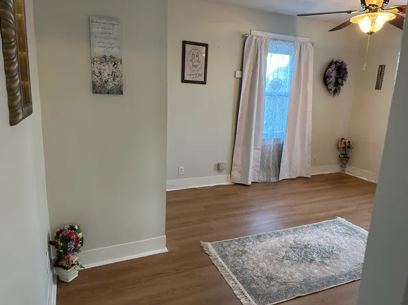 269 N 1st Ave #Up, Manville, NJ 08835