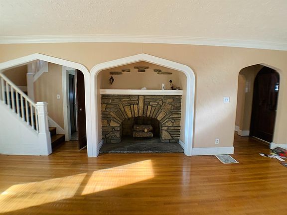 3rd image of 1733 Berkley Ave