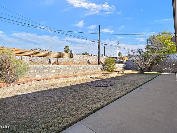 5th image of 208 Vista Bonita St