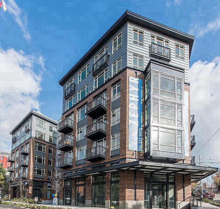 Building Photo 4