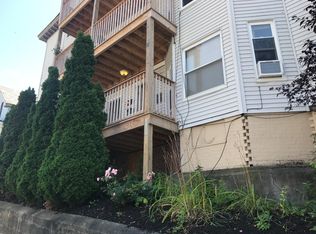 25 Pemberton St, Worcester, MA 01610