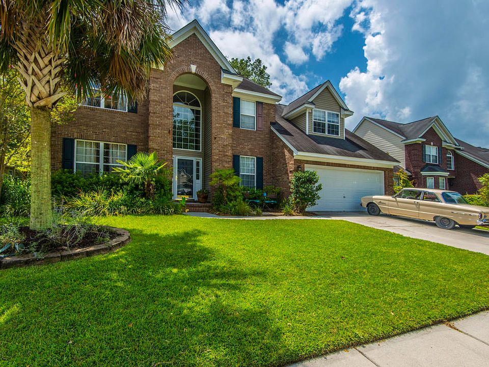 1st image of 124 Thousand Oaks Ct