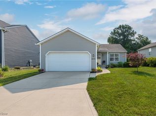 6239 Greenview Trl, North Ridgeville, OH 44039