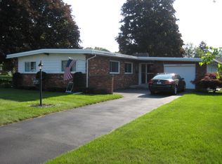 22 Memory Ln, Schenectady, NY 12306