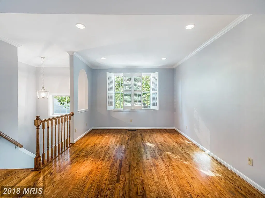 3 bed, 1653 sqft, $3,750 — Photo 2
