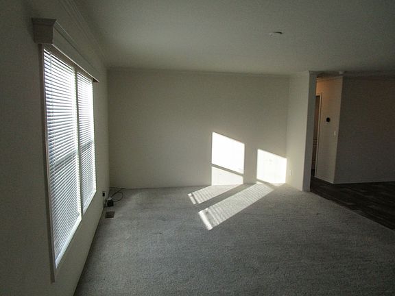 3rd image of 6241 NW Foster St