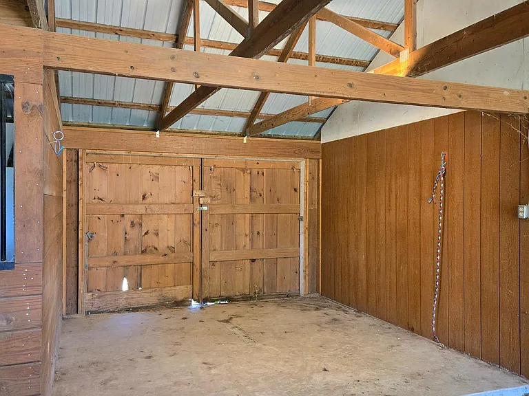 8293 Leetown Rd — Photo 54