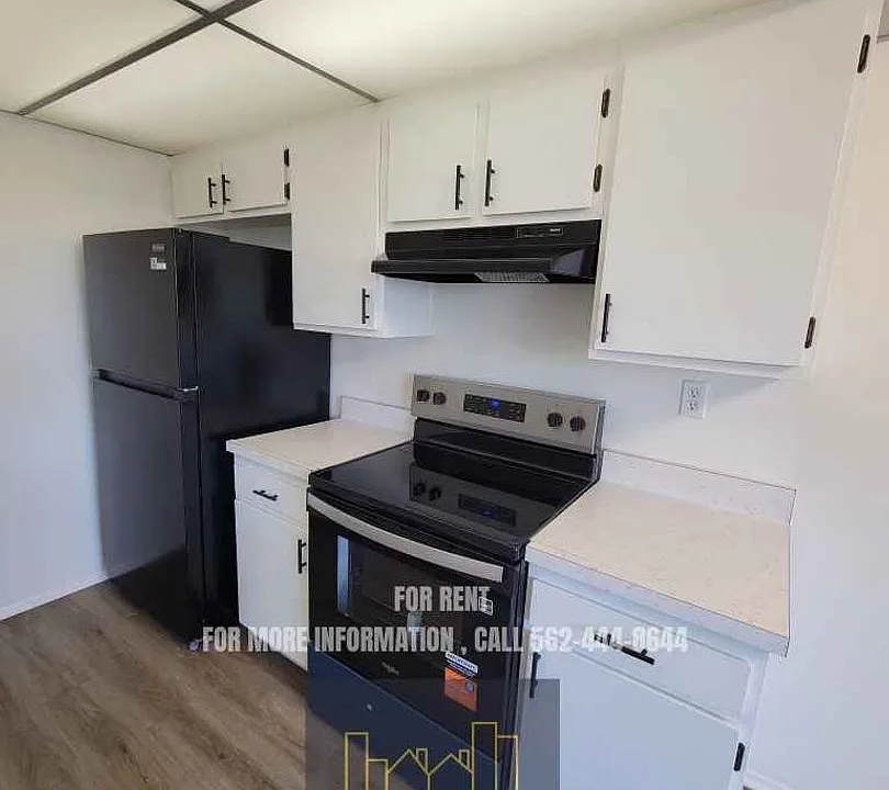 4595 California Ave #414