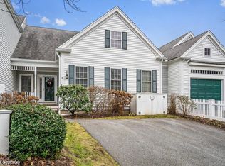 5 Berrywood Ct, Bourne, MA 02532