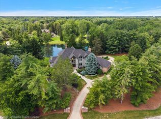 6263 Canter Creek Trl, Grand Blanc, MI 48439