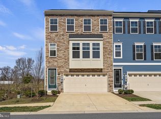 8377 Amber Beacon Cir, Millersville, MD 21108