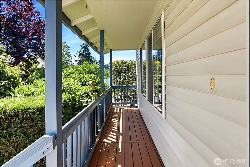 3rd image of 2300 NE 79th Avenue