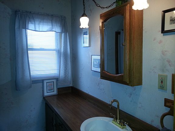 5th image of 4325 6th St