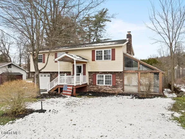 12 Brentwood Drive, South Glens Falls, NY 12803