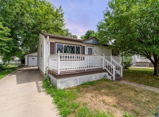504 S Thompson Ave, Sioux Falls, SD 57103