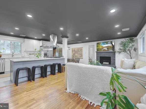 93 Manhasset Trl, Medford Lakes, NJ 08055