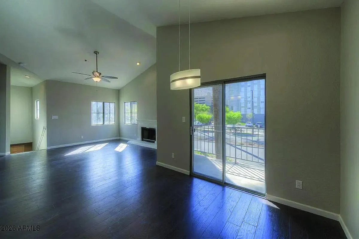 Building Photo - 100 E Fillmore St #201