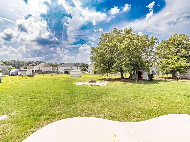 303 Glenn Laurel Dr — Photo 39
