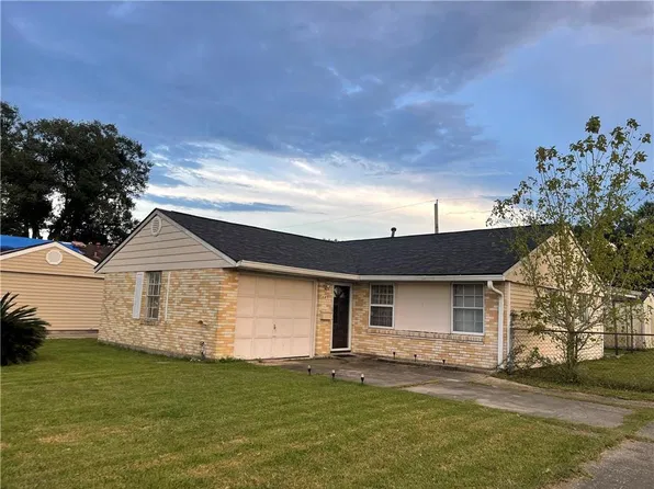 181 Julia Dr, Westwego, LA 70094