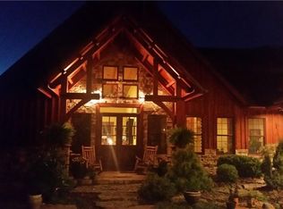 1414 Mundell Rd, Eureka Springs, AR 72631