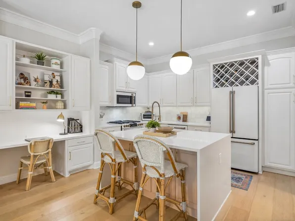 1723 Mary St, Dallas, TX 75206