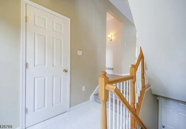 60 Brock Ln — Photo 4