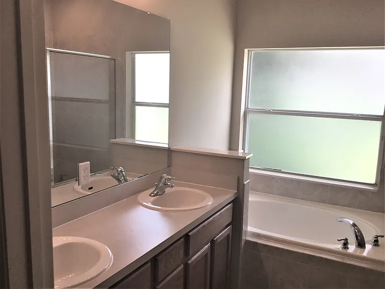 1309 Kintla Rd — Photo 7