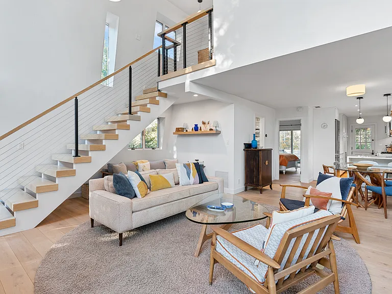 75 Cliff Rd — Photo 5