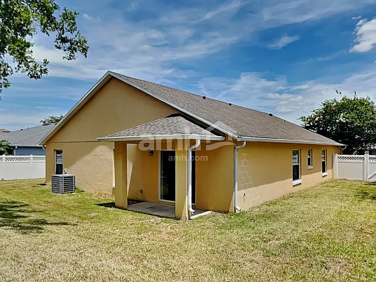 924 Burland Cir — Photo 21
