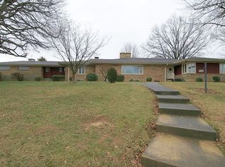 1344 Dorbett St, Jasper, IN 47546