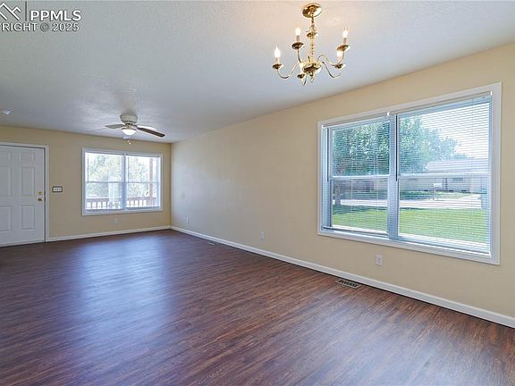 4th image of 4400 Rawhide Rd