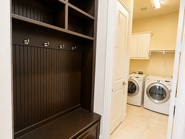 7220 Ridgepoint Dr — Photo 18
