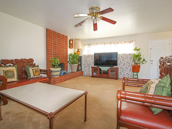 4th image of 423 Langhorn St