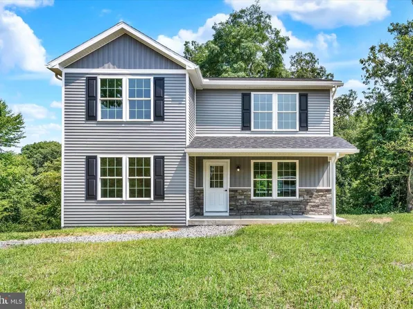 868 Sleepy Hollow Dr, Mohrsville, PA 19541
