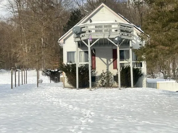 306 School St, Tiona, PA 16352