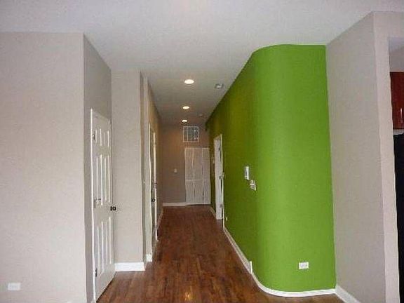 3rd image of 6754 S Cornell Ave #1S