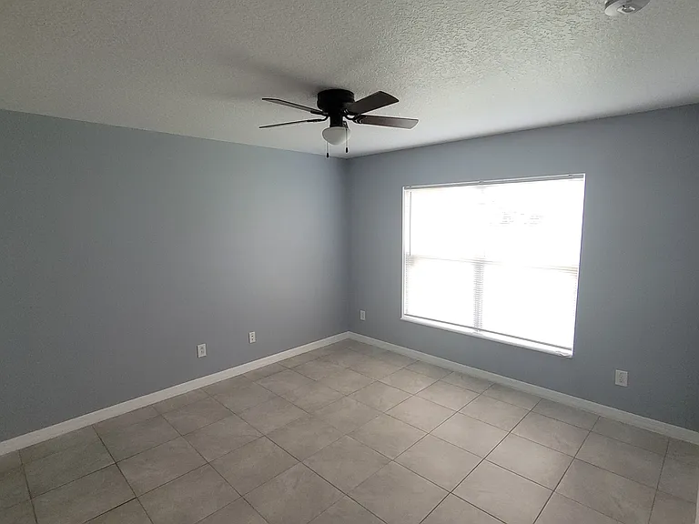 4654 Caverns Dr — Photo 13