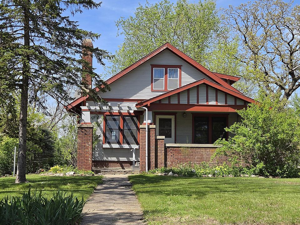 1st image of 806 11th St
